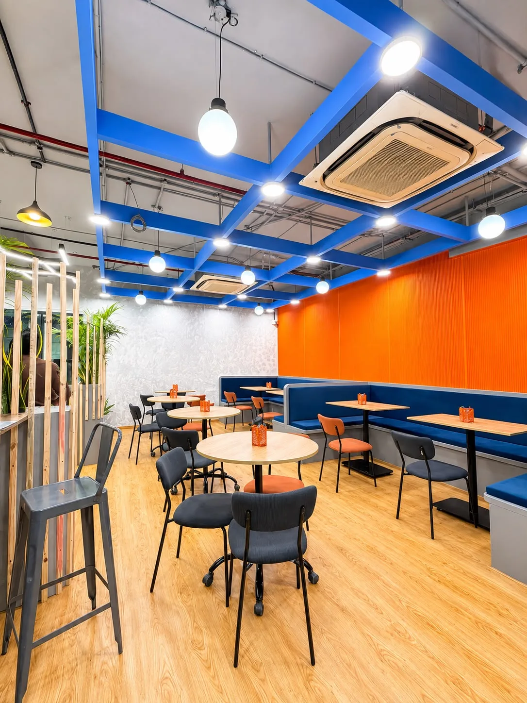 Express Zone — 300 Seats on the Western Express Highway. Scale, Connectivity, and a Premium Business Address.